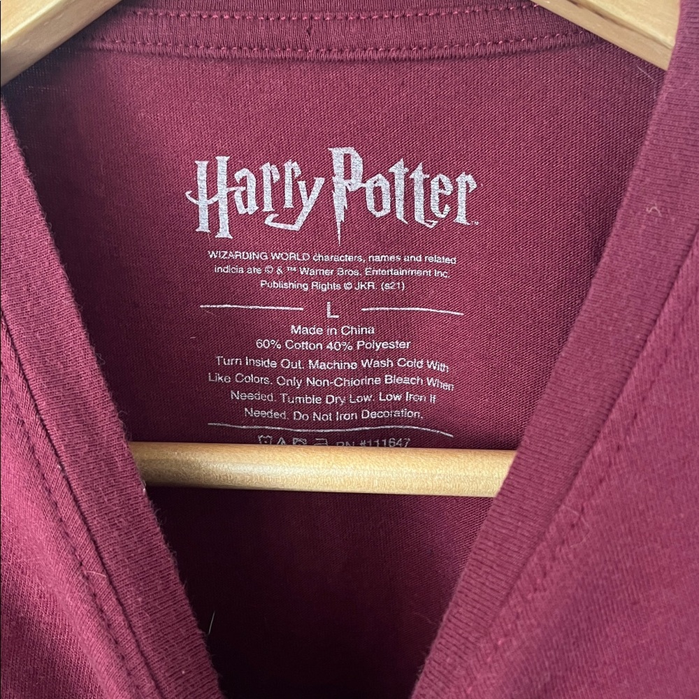 HARRY POTTER Burgundy Short Sleeve T-Shirt - Picture 2 of 3